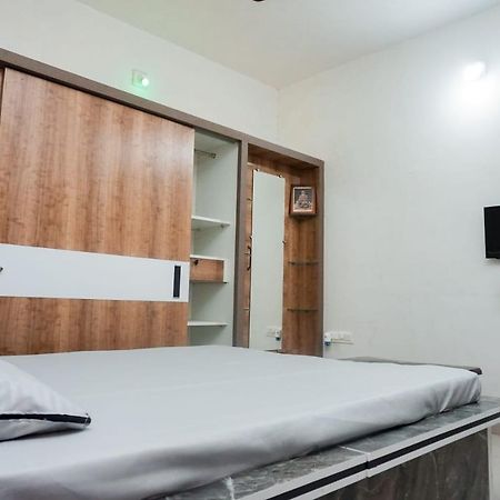 Mahadev Premium Homestay Garudeshwar Exteriör bild