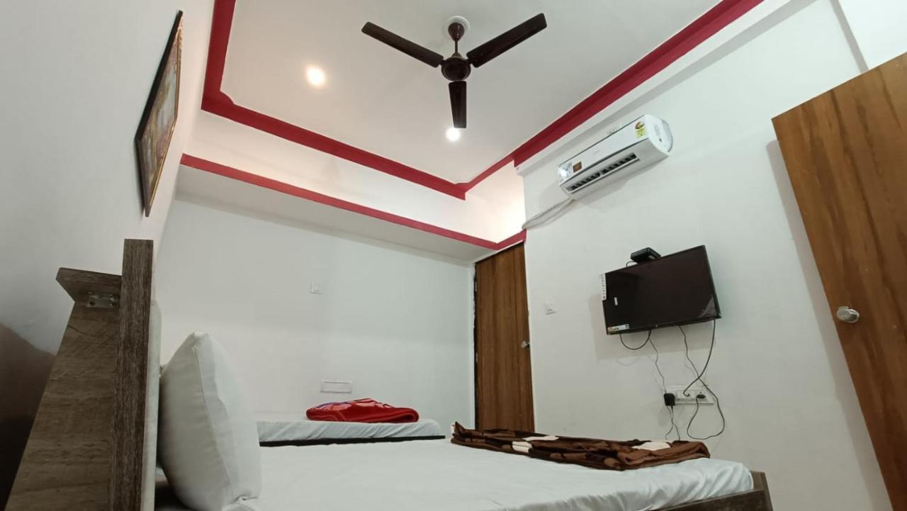 Mahadev Premium Homestay Garudeshwar Exteriör bild